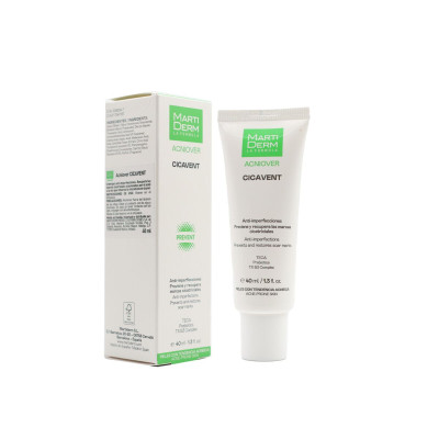 Trattamento Anti-imperfezioni Martiderm Acniover Cicavent 40 ml